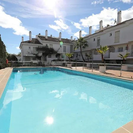 Apartment One Bedroom Walking Distance To Puerto Banus